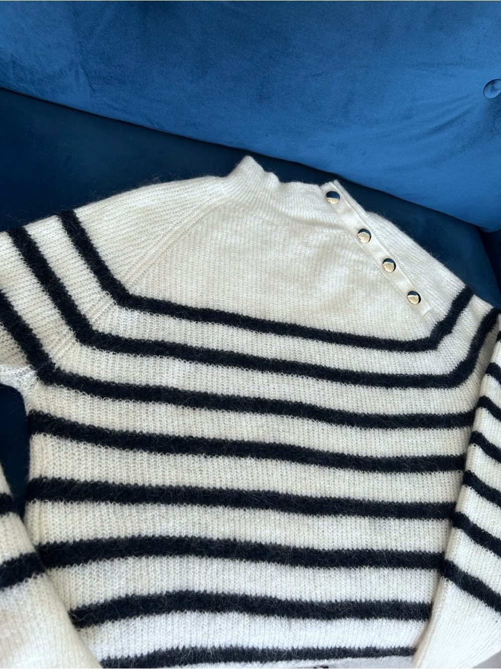 NWOT 🇫🇷 Sézane Trudy Jumper Striped Navy & Creamy White Mohair Sweater - Picture 10 of 12